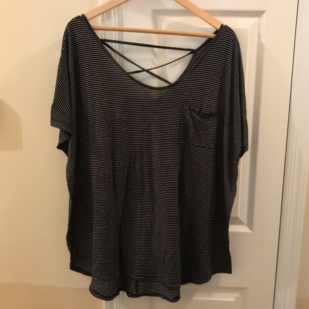 Black striped tunic/short sleeve shirt